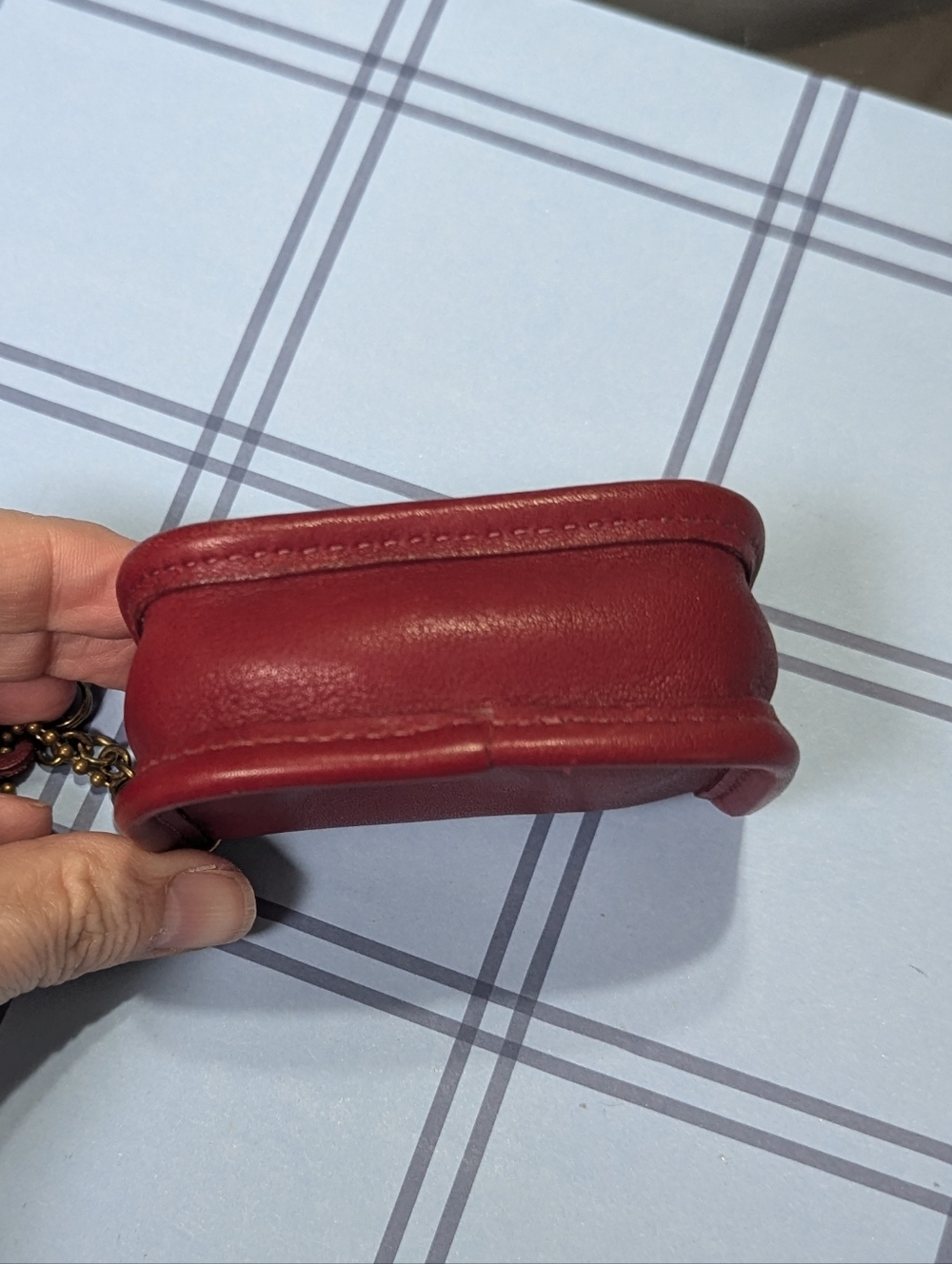 Vintage Coach Red Leather Mini Purse Bag Key Pouch Gold Turnlock City - Picture 7 of 7